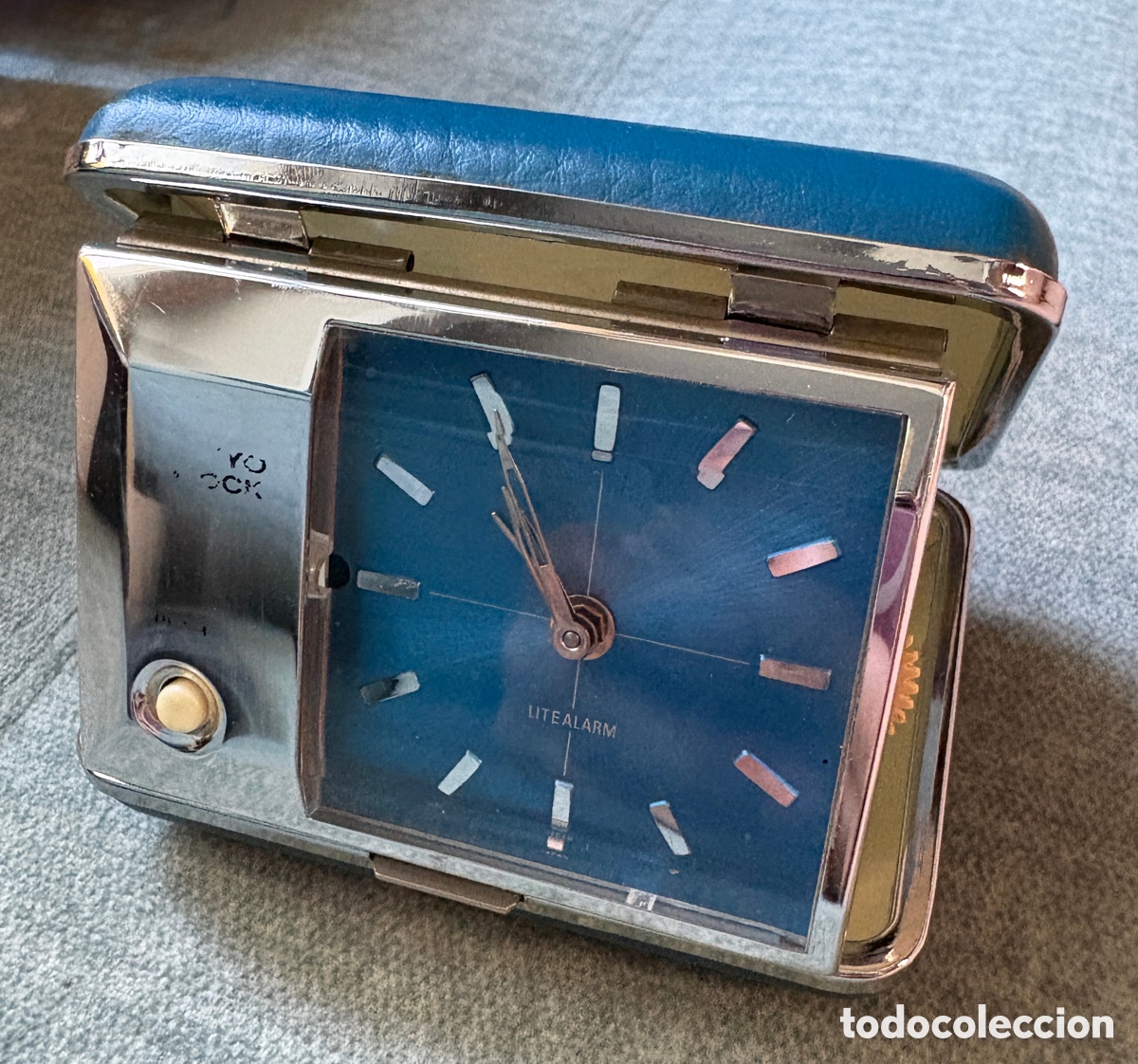 Despertadores antiguos: (L965) Reloj Despertador De Viaje Vintage Azul | Tokyo Clock Litealarm | Con Luz