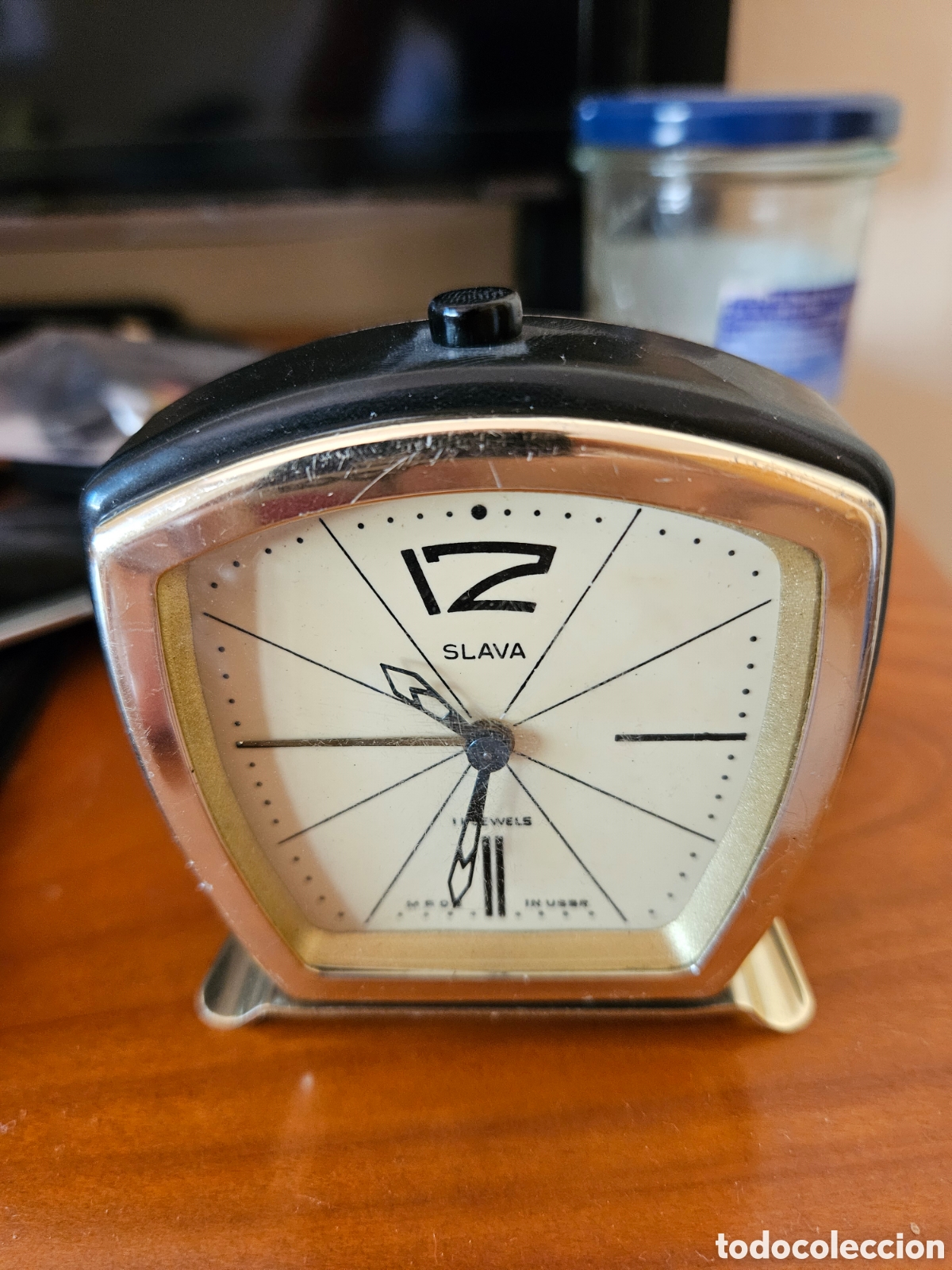 Despertadores antigos: reloj despertador mec&aacute;nico vintage sovi&eacute;tico