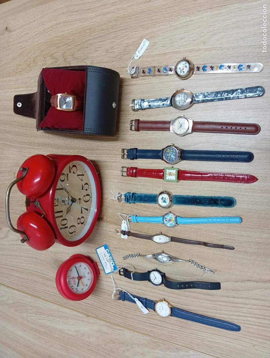 Despertadores antiguos: Lote de relojes, funcionando
