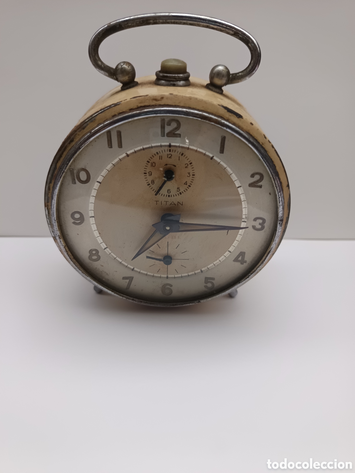 Despertadores antiguos: Reloj Tit&aacute;n de sobremesa