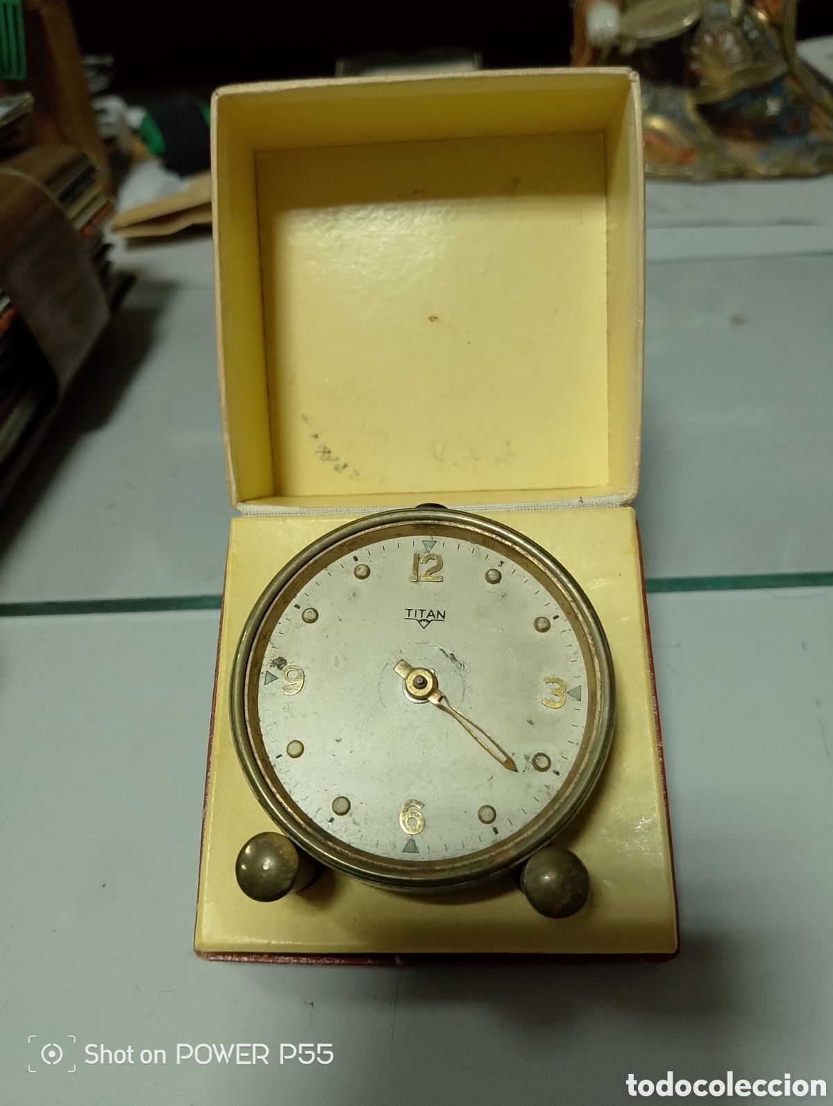 Despertadores antiguos: Reloj despertador titan