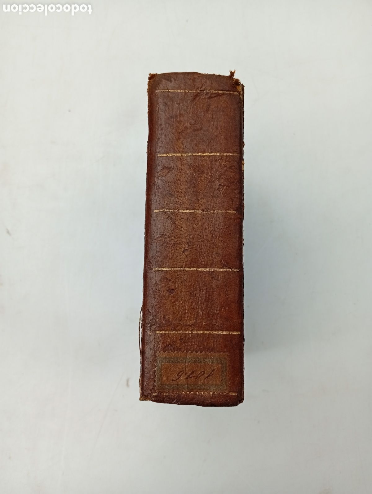 Diccionarios antiguos: Pocket dictionary English French 1784 Thomas Nugent