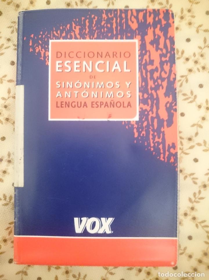 Diccionarios: DICCIONARIO ESENCIAL DE SINONIMOS Y ANTONIMOS LENGUA ESPAÑOLA VOX - Foto 1 - 203502511