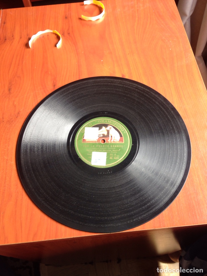 Discos de pizarra: Por la puerta grande - Foto 2