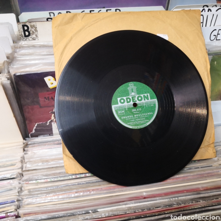 Discos de pizarra: Grands boulevards, Yves montand - Foto 1