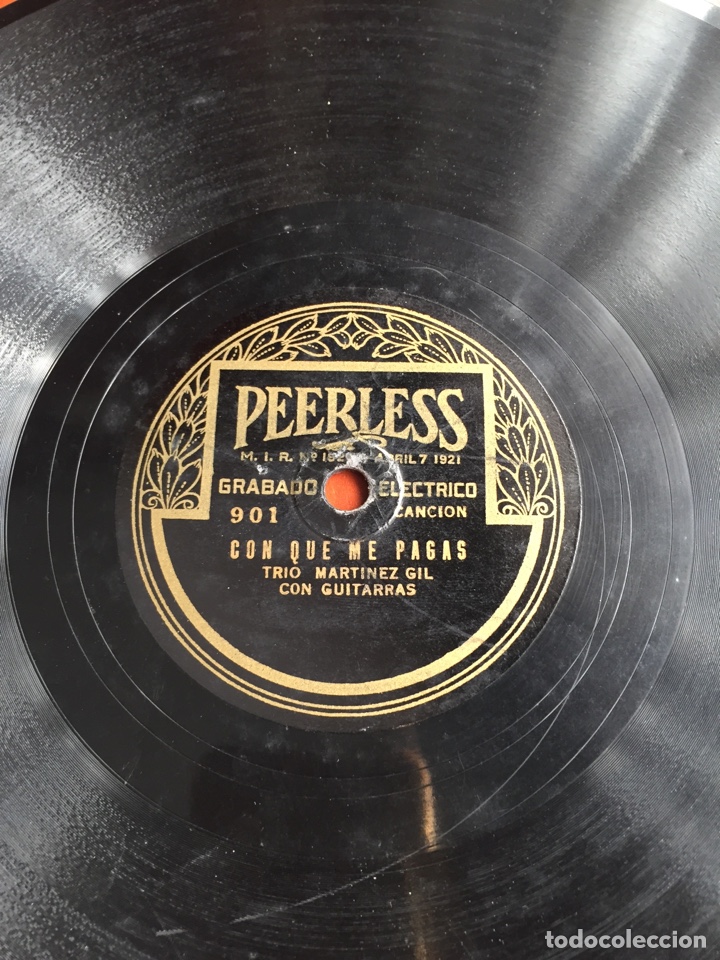 Discos de pizarra: Con quien me pagas trio Mart&iacute;nez gil - Foto 1