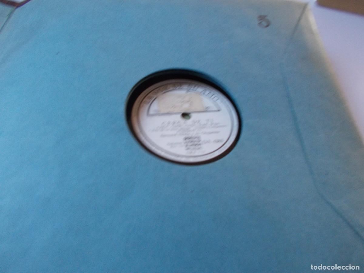 Discos de pizarra: BERNARD HILDA y su Orquesta Cerca de ti / Es Usted - Foto 1