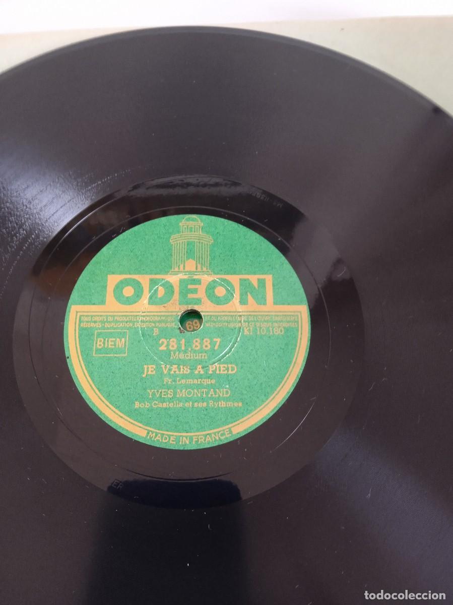 Discos de pizarra: YVES MONTAND Ma douce vall&eacute;e / Ja vais a pied - Foto 2