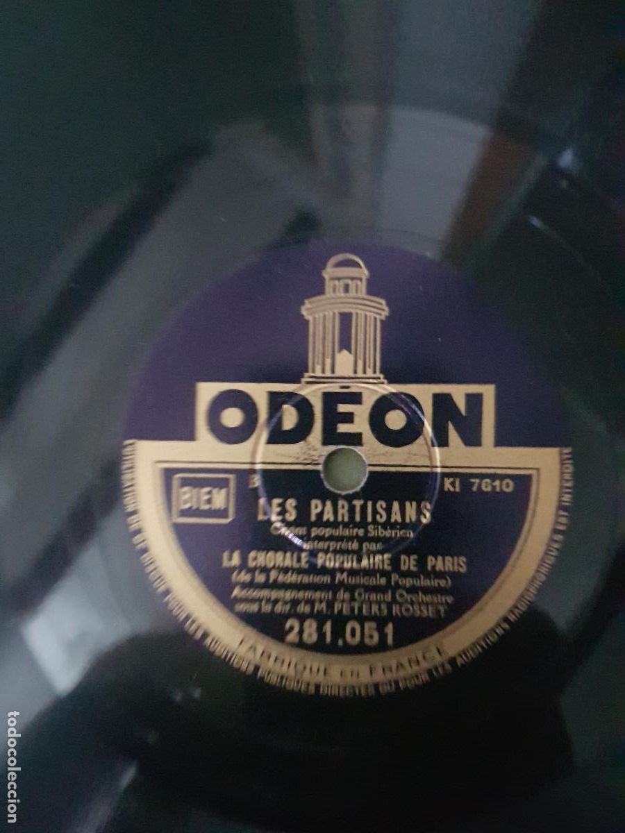 Discos de pizarra: LA CHORALE POPULAIRE DE PARIS-AU DEVANT DE LA VIE-LES PARTISANS - Foto 2