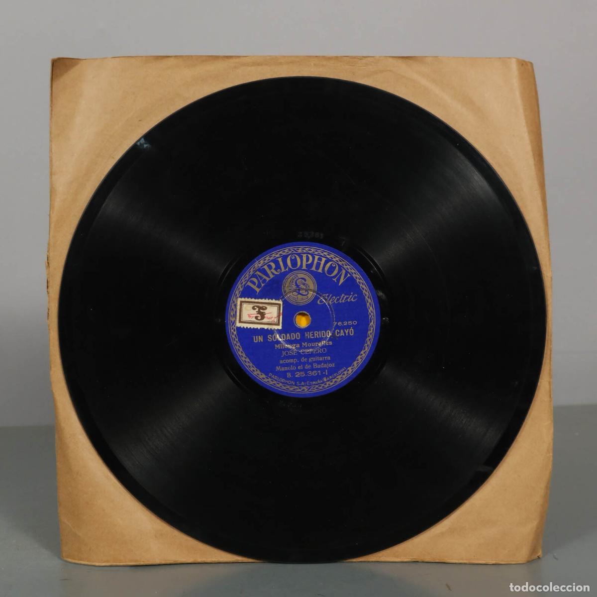 Discos de pizarra: DISCO DE PIZARRA. A LOS SANTITOS DEL DIA. UN SOLDADO HERIDO CAYO. JOSE CEPERO. MANOLO DE BADAJOZ