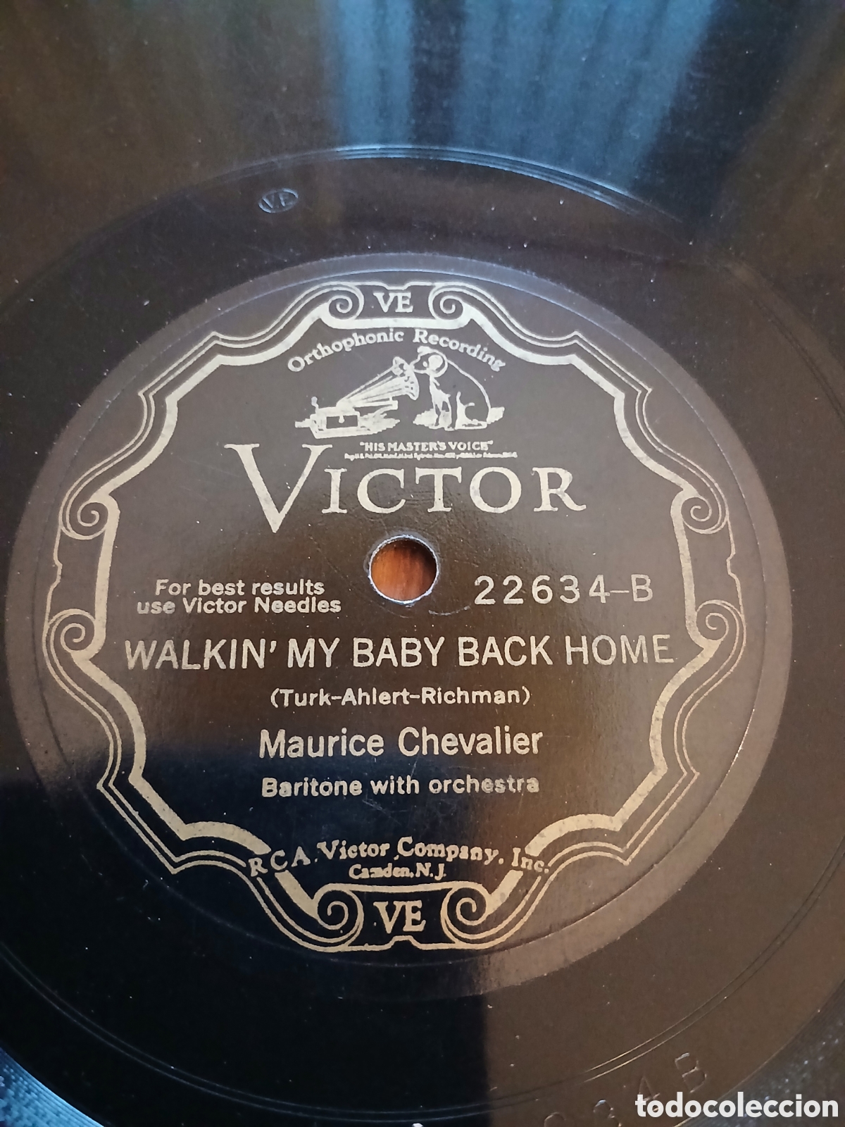 Discos de pizarra: Maurice Chevalier &lrm;&ndash; Hello! Beautiful! / Walkin' My Baby Back Home