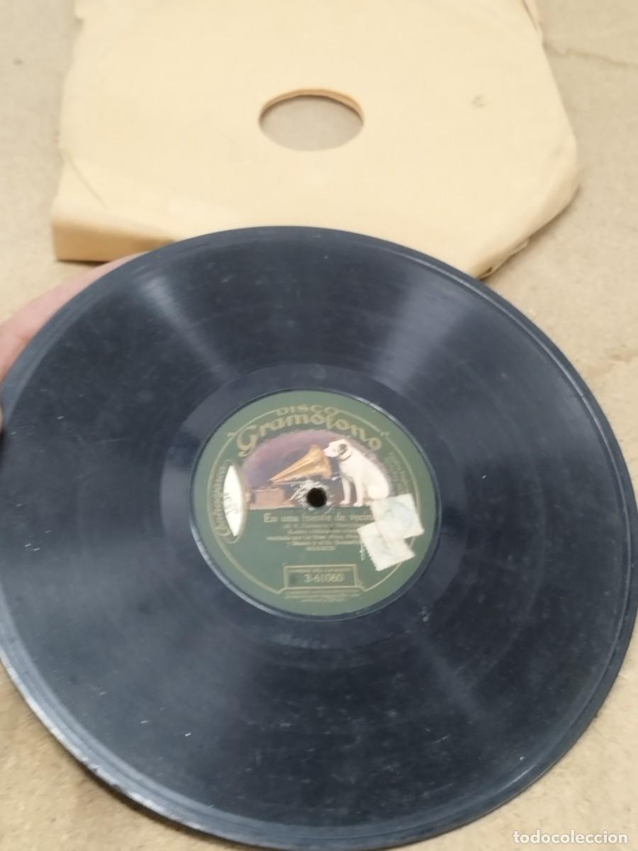 Discos de pizarra: Disco gram&oacute;fono En una fuente de vecinos&rdquo; (de M. F. Palomero y Marquina).