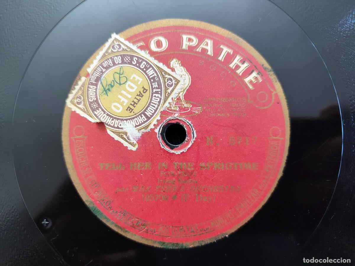Discos de pizarra: MAX TERR, TELL HER IN THE SPRIGTIME. HARRY-RESER, YES, SIR, THAT&rsquo;S MI BABY. FOX TROT . DISCO PATHE 5