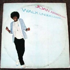 Discos de vinilo: JOAN ARMATRADING – WALK UNDER LADDERS, EUROPE 1981 A&M RECORDS. Lote 1148737
