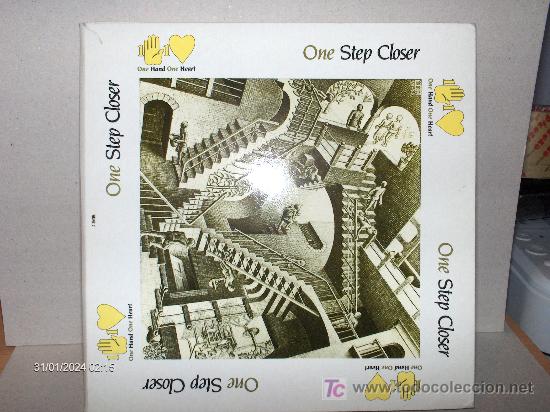 Discos de vinilo: ONE HAND ONE HEART ----- ONE STEP CLOSER - Foto 1