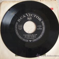 Discos de vinilo: JIM REEVES ( I L,OVE YOU BECAUSE - WALTZING ON TOP OF THE WORLD ) GERMANY-1960 SINGLE45 RCA. Lote 10554007