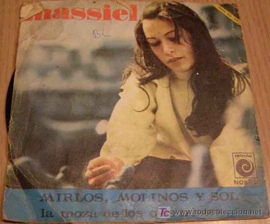 Discos de vinilo: massiel	mirlos,molinos y sol- la moza de los ojos tristes