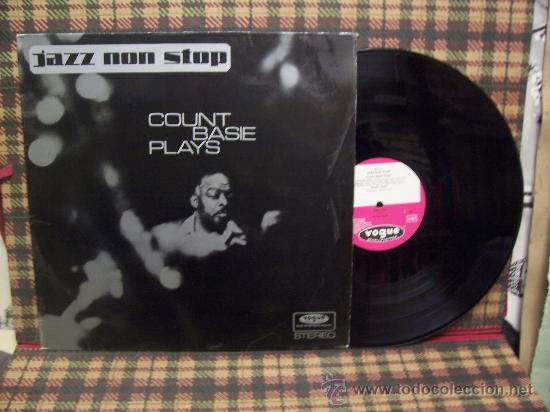 Discos de vinilo: COUNT BASIE - LP - 1969 - PLAYS - MADE IN GERMANY - Foto 1