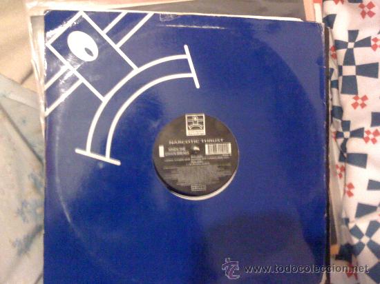Discos de vinilo: Maxi-single 12 pulgadas doble. When the dawn breaks de Narcotic Thrust. - Foto 3