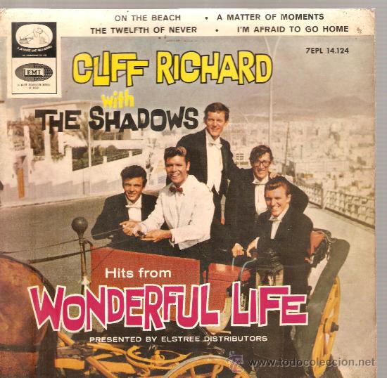 Discos de vinilo: EP CLIFF RICHARD & THE SHADOWS : ON THE BEACH - Foto 1