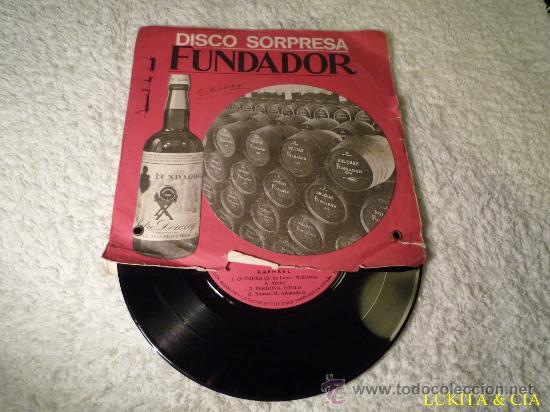 Discos de vinilo: RAPHAEL - DISCO SORPRESA FUNDADOR - CUANDO CALIENTA EL SOL - Foto 1