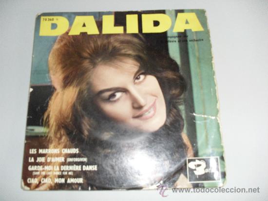 Discos de vinilo: DALIDA - LES MARRONS CHAUDS + 3 EP - Foto 1