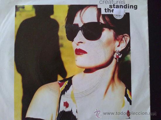 Discos de vinilo: THE CREATURES, STANDING THERE (SIOUXI SIUX). SINGLE UK - Foto 1