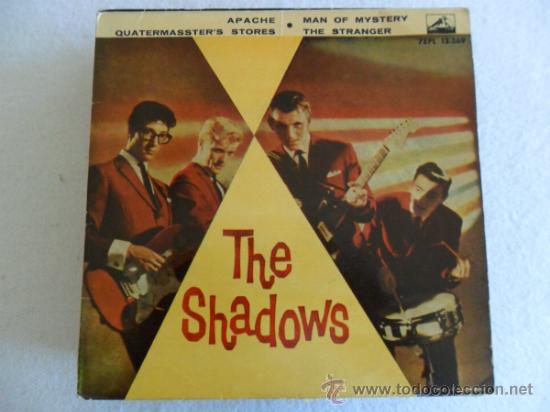 Discos de vinilo: THE SHADOWS - APACHE + 3 ep 1961 - Foto 1