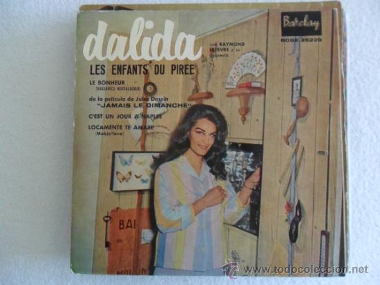 Discos de vinilo: DALIDA - LES ENFANTS DU PIREE + 3 EP - Foto 1
