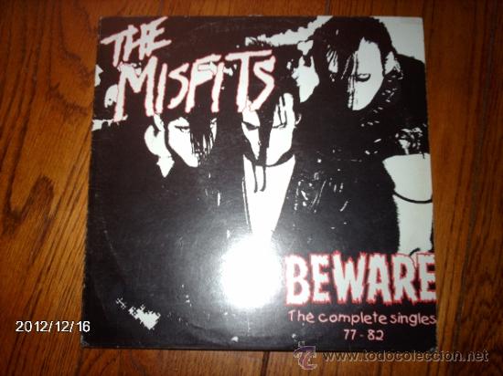 Discos de vinilo: the misfits - beware - the complete singles 77-82 - Foto 1
