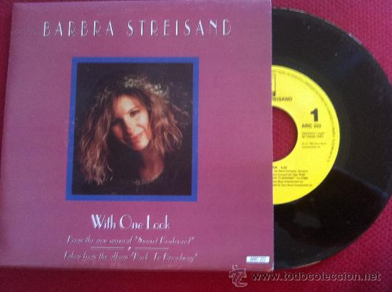 Discos de vinilo: 7&rdquo; SINGLE - BARBRA STREISAND - WITH ONE LOOK - Foto 1