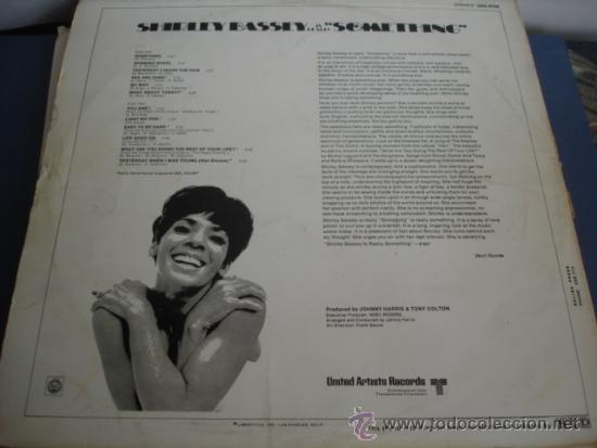 Discos de vinilo: SHIRLEY BASSEY  SOMETHING   RARISIMO - Foto 2