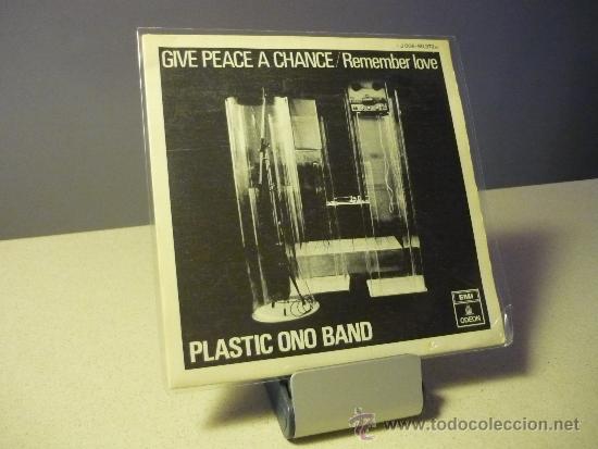 Discos de vinilo: PLASTIC ONO BAND GIVE PEACE A CHANCE - Foto 1