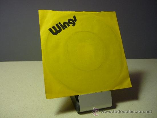 Discos de vinilo: WINGS GIVE IRELAND BACK TO TE IRISH SINGLE - Foto 1