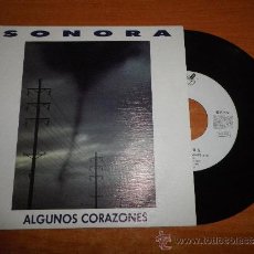 Discos de vinilo: SONORA ALGUNOS CORAZONES SINGLE DE VINILO DEL AÑO 1992 NACHO BEJAR NACHA POP ANTONIO VEGA 