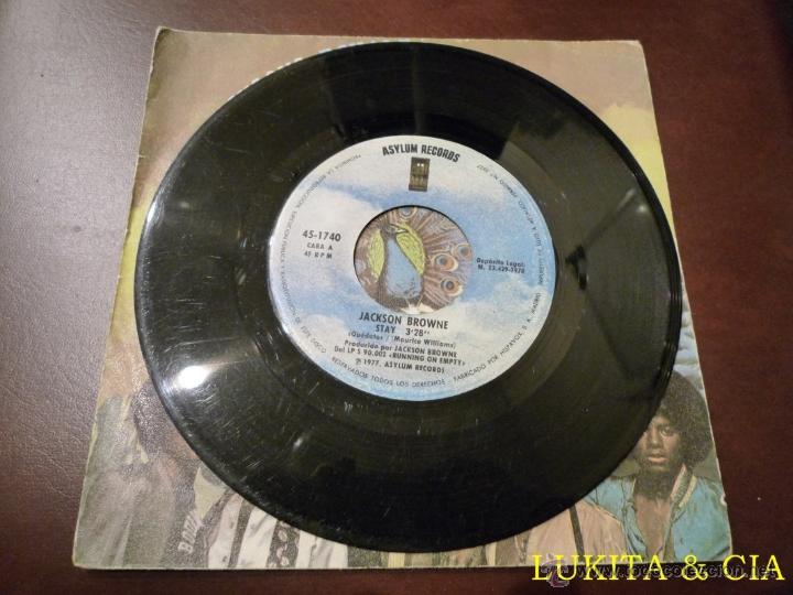Discos de vinilo: THE JACKSONS - SINGLE ECHALE LA CULPA AL BOOGIE - EPIC 1979 - Foto 3