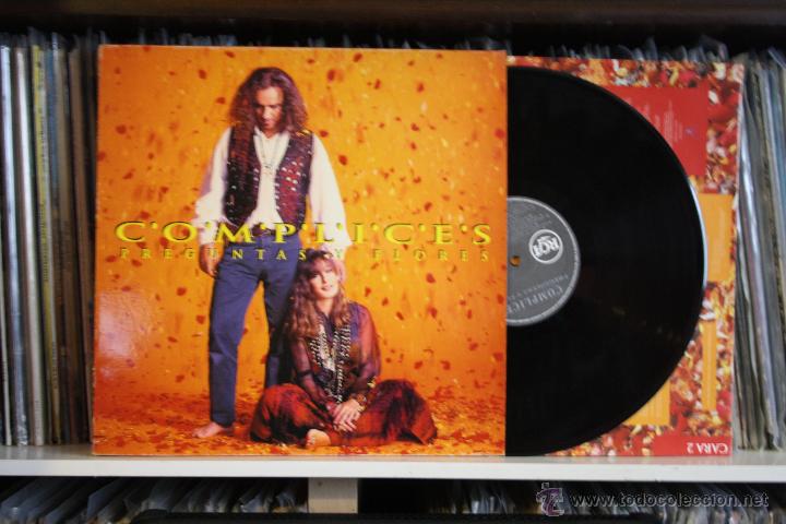 Discos de vinilo: COMPLICES, PREGUNTAS Y FLORES, LP - Foto 1