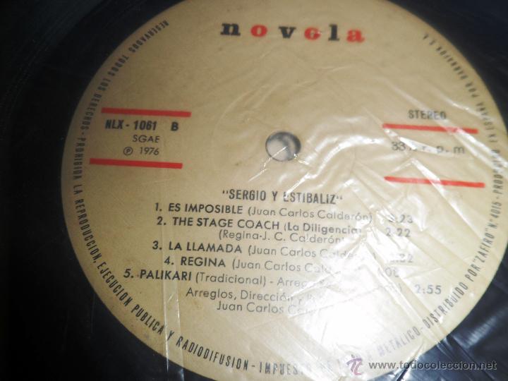 Discos de vinilo: SERGIO Y ESTIBALIZ - QUI&Eacute;N COMPRA UNA CANCI&Oacute;N - LP - Foto 4