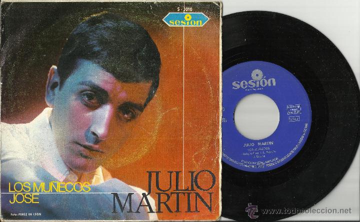 Discos de vinilo: julio martin single los mu&ntilde;ecos espa&ntilde;a 1966 - Foto 1