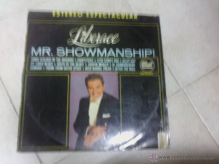 Discos de vinilo: lp liberace mr. showmanship - Foto 1