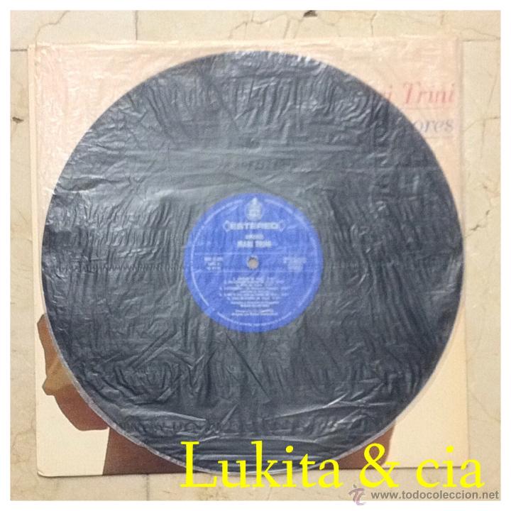 Discos de vinilo: MARI TRINI - AMORES - HISPAVOX 1970. - Foto 3