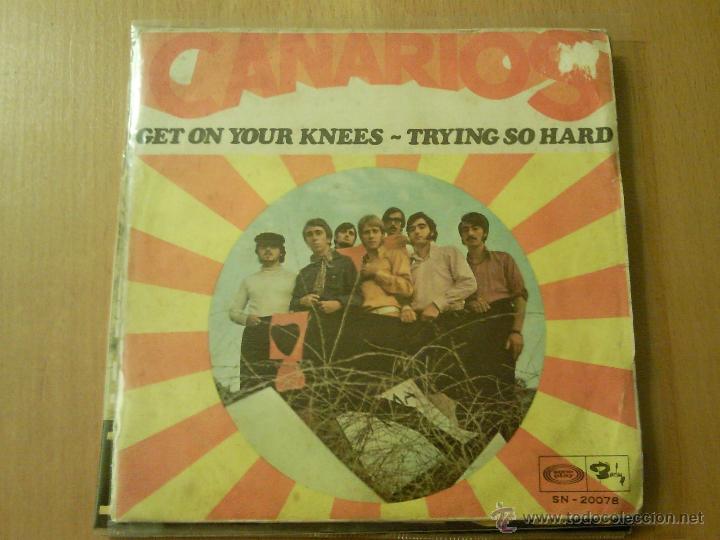 Discos de vinilo: CANARIOS GET YOUR KNEES SINGLE 1968 - Foto 1