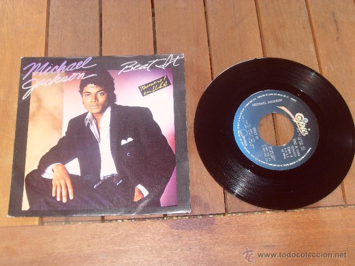 Discos de vinilo: MICHAEL JACKSON SINGLE BEAT IT MADE IN SPAIN 1983 - Foto 1