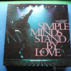 Discos de vinilo: SIMPLE MINDS STAND BY LOVE MAXI 1994- .ED.LIMIT/NUMERADA 09929.GATEFOLD+BOOKLET. PDELUXE. Lote 47821915