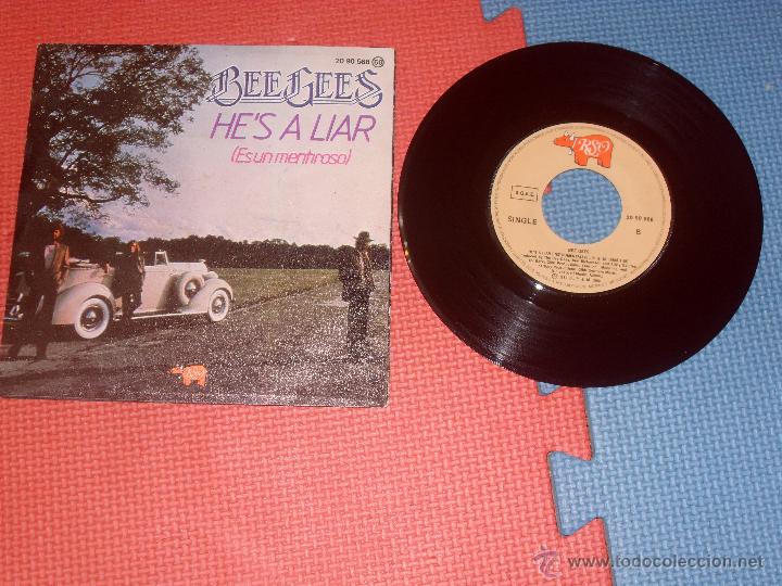 Discos de vinilo: BEE GEES single He&acute;s a Liar MADE IN SPAIN 1981 - Foto 2