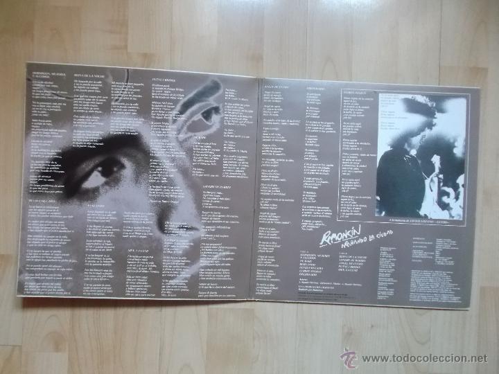 Discos de vinilo: RAMONCIN - ARA&Ntilde;ANDO LA CIUDAD 1981 HISPAVOX DOBLE PORTADA - Foto 2