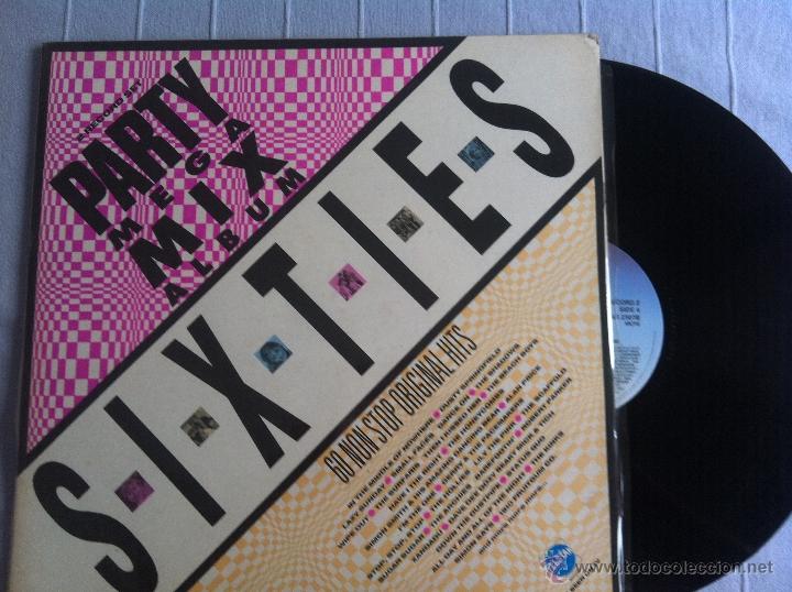 Discos de vinilo: LP DOBLE-PARTY MEGA MIX-SIXTIES-VARIOS - Foto 1
