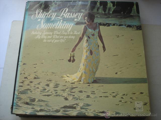 Discos de vinilo: SHIRLEY BASSEY SOMETHING - Foto 1