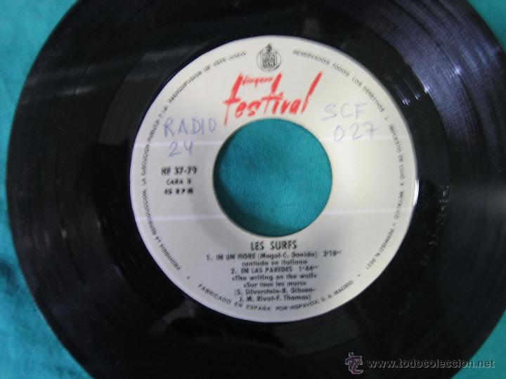Discos de vinilo: Singles Les Surfs 1966 - Foto 2