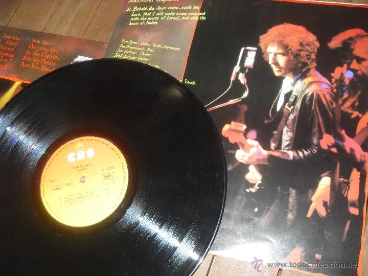 Discos de vinilo: BOB DYLAN LP. SAVED. MADE IN SPAIN. 1980. - Foto 3